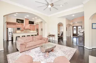 2015 Shadow Bend Dr, Sugar Land, TX 77479 - Photo 12
