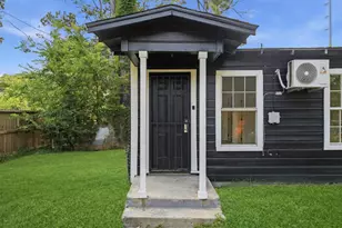8034 Record St, Houston, TX 77028 - Photo 4