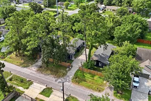 8034 Record St, Houston, TX 77028 - Photo 26
