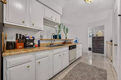 5106 Ridge Manor Drive, Houston, TX 77053 - Photo 14
