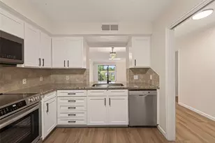 6547 Bayou Glen Rd, Houston, TX 77057 - Photo 14