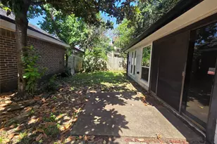 1614 Bradney Dr, Houston, TX 77077 - Photo 26