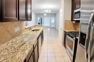 124 Camelot Pl Ct, Conroe, TX 77304 - Photo 6