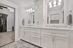 217 Tremont St, Galveston, TX 77550 - Photo 24