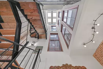 217 Tremont Street, Galveston, TX 77550 - Photo 8
