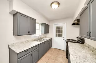 10506 Sierra Dr, Houston, TX 77051 - Photo 14