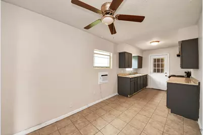 10506 Sierra Drive, Houston, TX 77051 - Photo 8