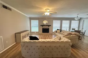 2910 Colonial Dr, Sugar Land, TX 77479 - Photo 8