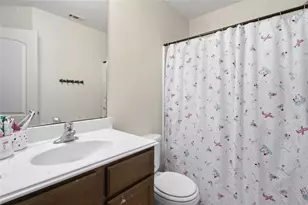 9810 Montana Sapphire Ln, Rosharon, TX 77583 - Photo 16