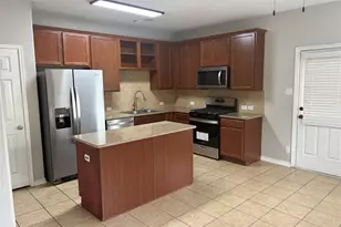 19006 Kenswick Cove Dr, Tomball, TX 77375 - Photo 8