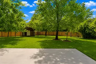 12802 Louisville St, Houston, TX 77015 - Photo 16