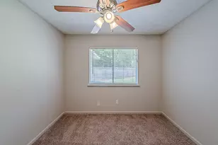 3922 Whitchurch Dr, Houston, TX 77066 - Photo 16