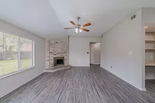 3922 Whitchurch Dr, Houston, TX 77066 - Photo 10