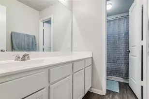 4258 McGregor Blf Ln, Conroe, TX 77304 - Photo 14