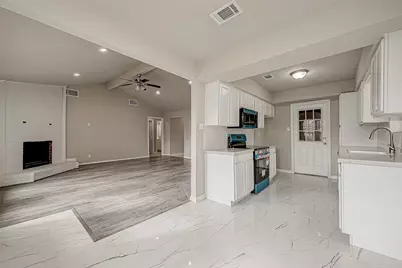 635 Tarpaulin Way, Crosby, TX 77532 - Photo 4