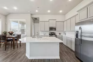2530 Granberry Pt, Missouri City, TX 77459 - Photo 12