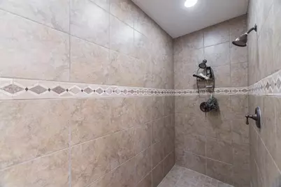 6 W Monteagle Circle, The Woodlands, TX 77382 - Photo 24
