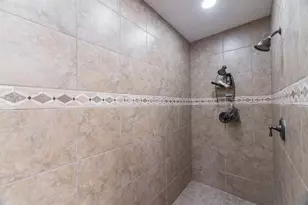 6 W Monteagle Cir, The Woodlands, TX 77382 - Photo 24
