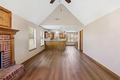 5922 Redfish Run, Baytown, TX 77523 - Photo 14