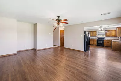 5922 Redfish Run, Baytown, TX 77523 - Photo 18