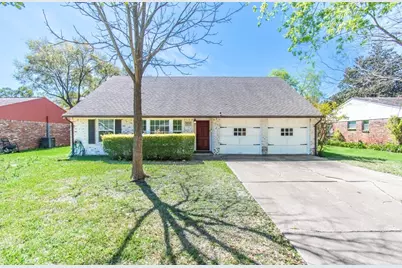 9619 Highmeadow Drive, Houston, TX 77063 - Photo 2