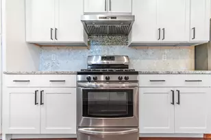 9619 Highmeadow Dr, Houston, TX 77063 - Photo 12