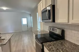 12310 Beryl Knl, San Antonio, TX 78245 - Photo 4