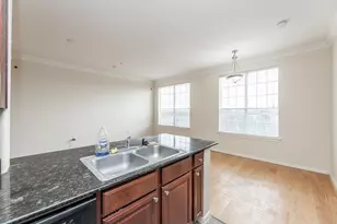 7575 Kirby Dr, Houston, TX 77030 - Photo 16