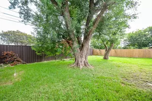 11510 Leader St, Houston, TX 77072 - Photo 20