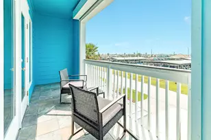 21714 Frio Dr, Galveston, TX 77554 - Photo 16