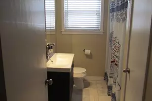 1709 Gardenia Dr, Houston, TX 77018 - Photo 10