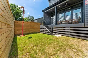 1318 E 32nd 1/2 St, Houston, TX 77022 - Photo 34