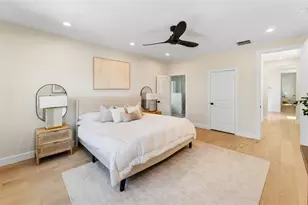 1318 E 32nd 1/2 St, Houston, TX 77022 - Photo 22