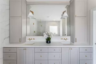 1318 E 32nd 1/2 St, Houston, TX 77022 - Photo 24