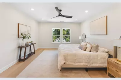 1318 E 32nd 1/2 Street, Houston, TX 77022 - Photo 20