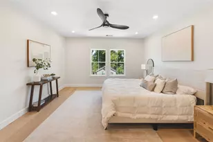 1318 E 32nd 1/2 St, Houston, TX 77022 - Photo 20