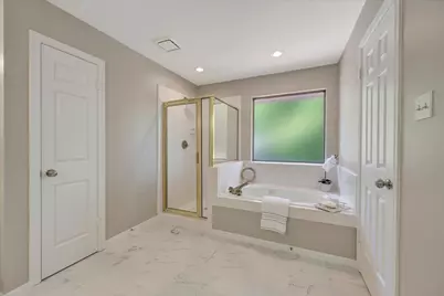 14419 Hillside Hickory Court, Houston, TX 77062 - Photo 32