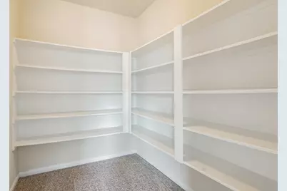 14522 Round Mountain Drive, Houston, TX 77090 - Photo 32