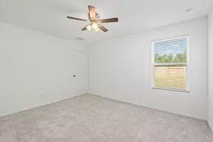 1627 Winwood Dr, Conroe, TX 77303 - Photo 16