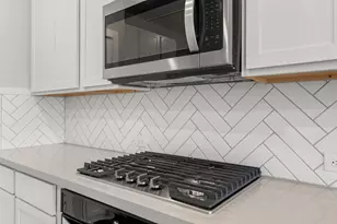 2442 E Heritage Dr, Dayton, TX 77535 - Photo 8