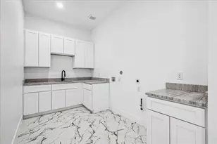 3209 McCulloch Cir, Houston, TX 77056 - Photo 20