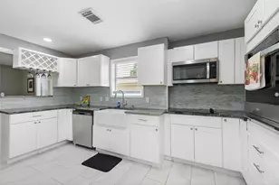 11714 Fallwood Dr, Houston, TX 77065 - Photo 2