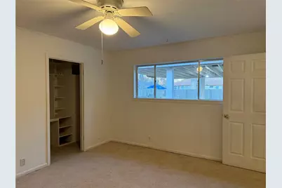 444 Southern Oaks Drive, Lake Jackson, TX 77566 - Photo 12