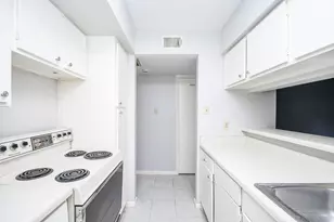 8433 Hearth Dr, Houston, TX 77054 - Photo 18