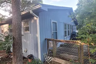 20 Connor Ln, Huntsville, TX 77320 - Photo 32