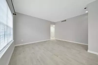 2822 Briarhurst Drive #45, Houston, TX 77057 - Photo 10