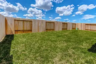 10403 Meadow Saffron Dr, Houston, TX 77016 - Photo 26