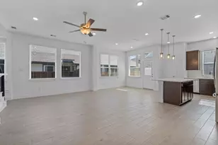 5222 Big Dipper Dr, Manvel, TX 77578 - Photo 4