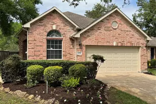 2202 Capri Ct, Pearland, TX 77581 - Photo 2