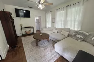 1518 Live Oak St, Columbus, TX 78934 - Photo 4